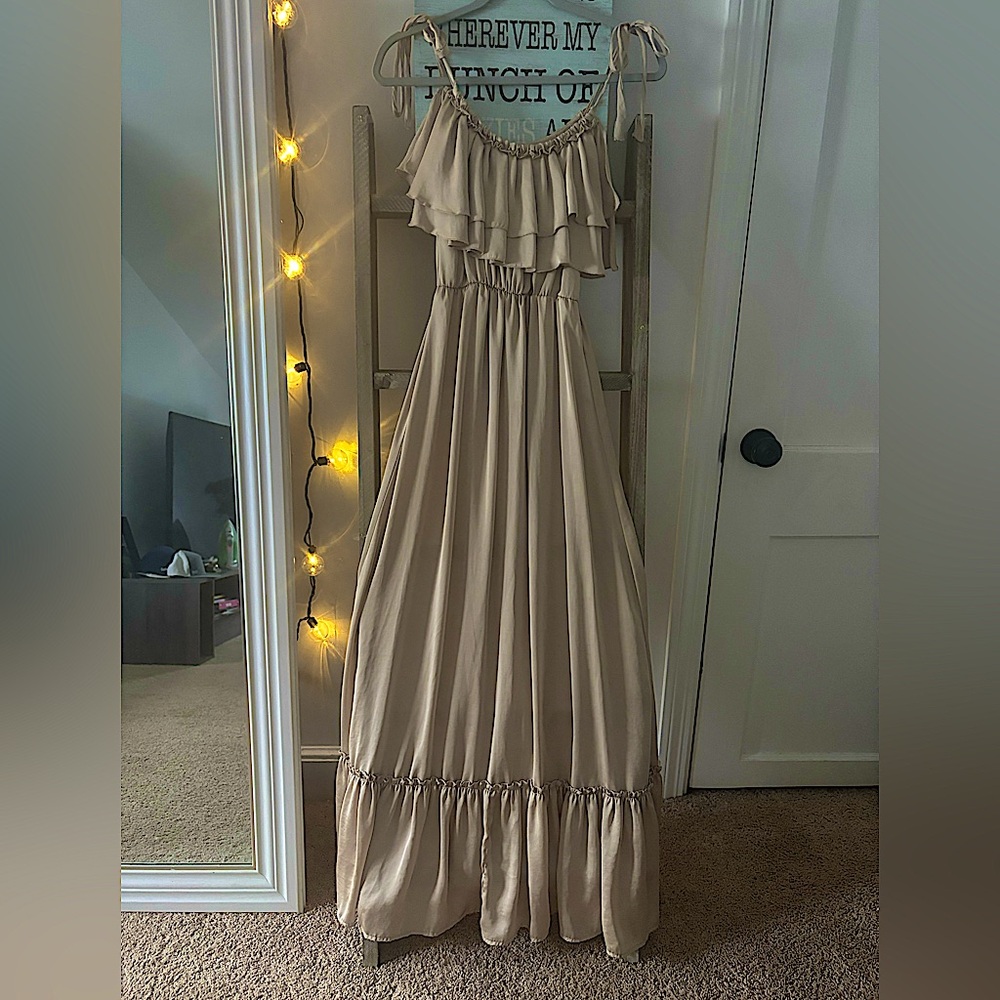 H&M Cream Ruffle Detail Dress